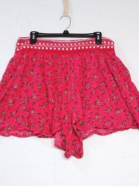 Wonderly Bermuda's Curvy Ruffle Wide Leg Red Shorts 2XL 32" Women's Floral Print